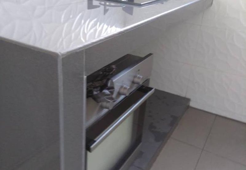 Royalle Condominium @ North Kiara