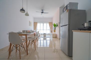 Saville Kajang Jalan Reko freehold 2rooms 2carparks airbnb nice design renovation