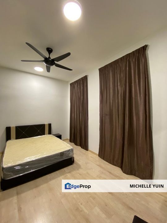 The Henge condominium Kepong Metropolitan Park fully furnished 1carpark vacant mid dec 3rooms 2bath intermediate, Kuala Lumpur, Kepong