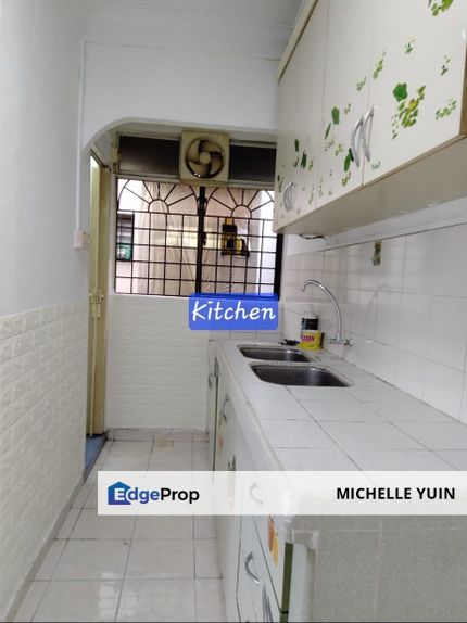 Apartment Harmoni Damansara Damai low cost Saujana first house Petaling Jaya 3R2B free carpark Sg Buloh newly painted good condition walk up no lift , Selangor, Damansara Damai