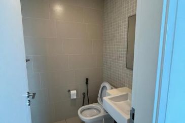 The Treez Jalil Residence