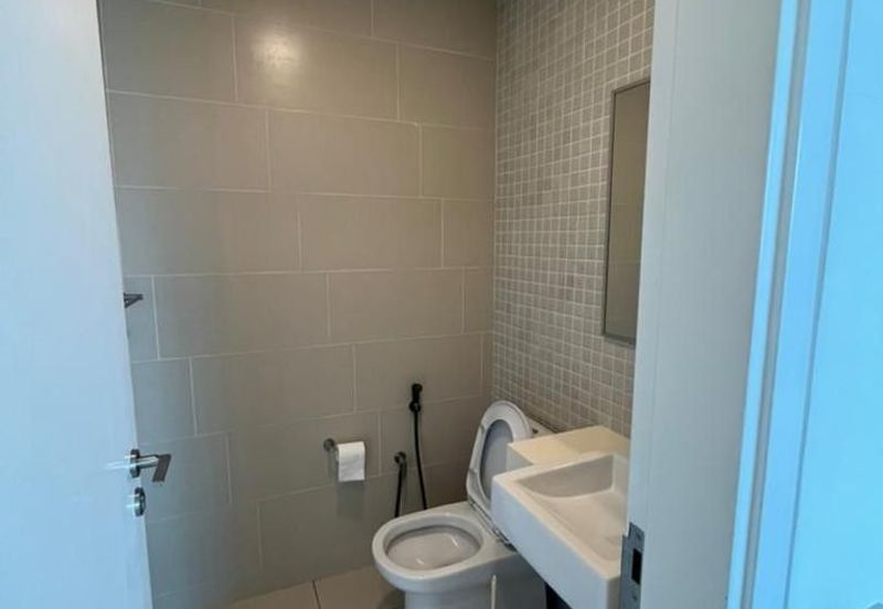 The Treez Jalil Residence