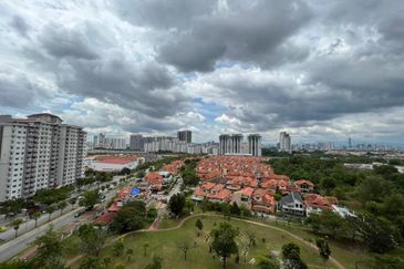 The Treez Jalil Residence