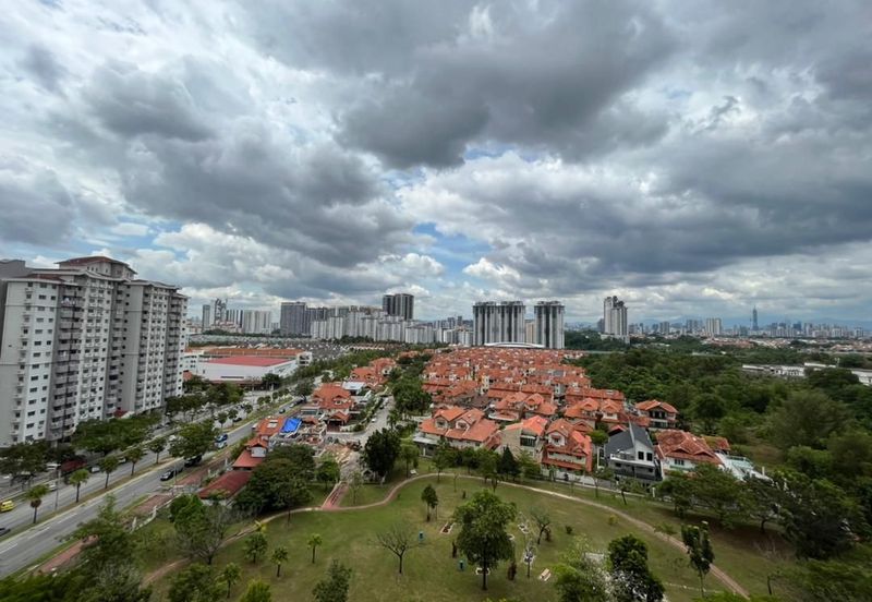 The Treez Jalil Residence