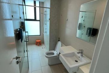 The Treez Jalil Residence