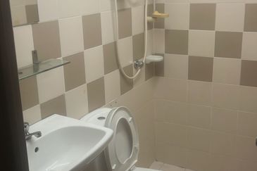 Royal Domain Sri Putramas II