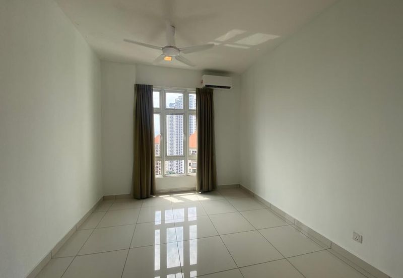 Royal Regent Sri Putramas III