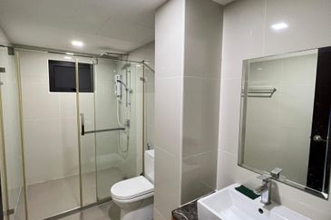 Royalle Condominium @ North Kiara