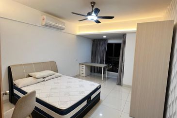 Royalle Condominium @ North Kiara