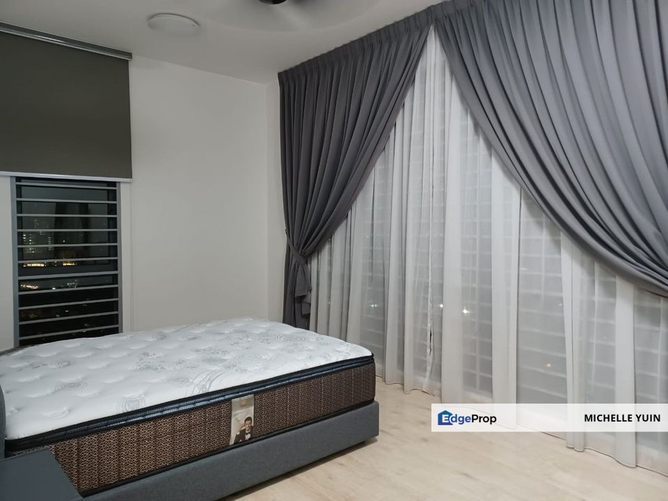 The Henge condominium Kepong Metropolitan corner Metro Perdana 4rooms Fortune Avenue spacious Perdana fully furnished Mizumi 2carparks Keponggi, Kuala Lumpur, Kepong