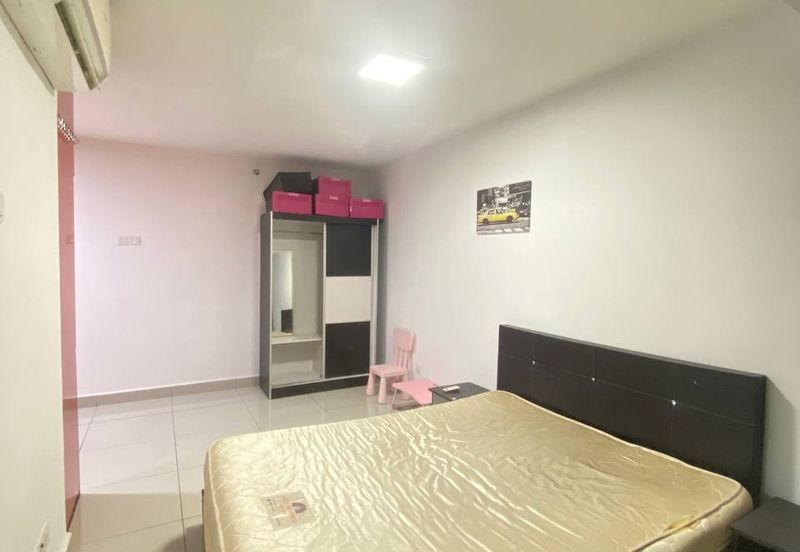 Halo Sunday @ Empire City