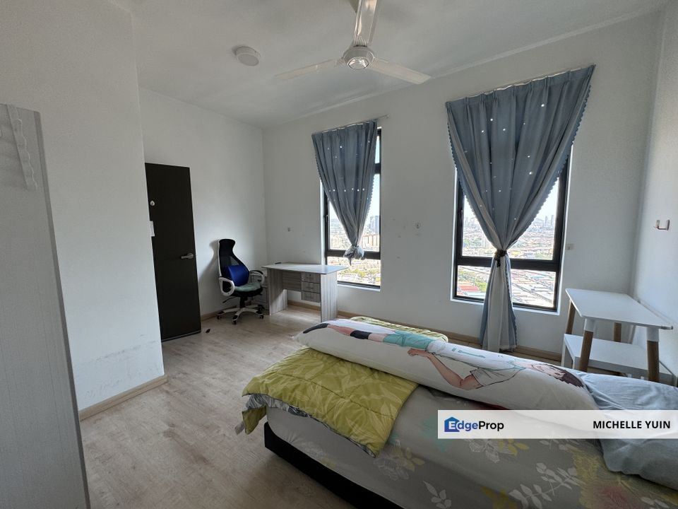 The Henge condominium Kepong Metropolitan Park fully furnished Mizumi 3R2B Barat 2carparks Metro Perdana Timur facing city view unblocked Fortune Aven, Kuala Lumpur, Kepong