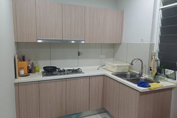 Royal Regent Sri Putramas III