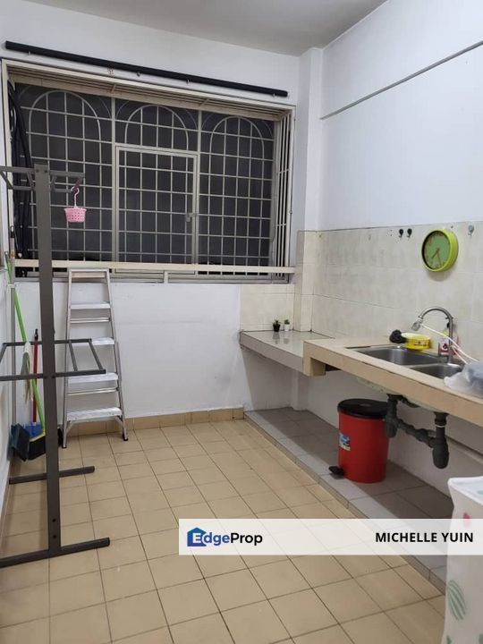 D'Shire Villa Kota Damansara nicely renovated Sunway Giza walk up apartment Nexis 2nd floor Bandar Utama actual unit photo Mutiara ready now non bumi, Selangor, Kota Damansara