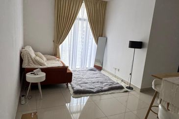 Henna Residence @ The Quartz