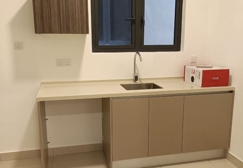 Henna Residence @ The Quartz