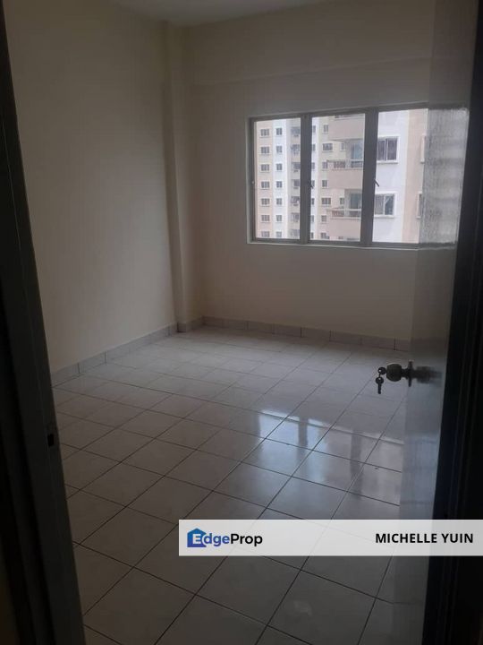 Pelangi Damansara condominium Bandar Utama walk to MRT Mutiara Damansara 3rooms 2baths Surian 1cp Kota high floor Sunway Giza facing block residence, Selangor, Bandar Utama
