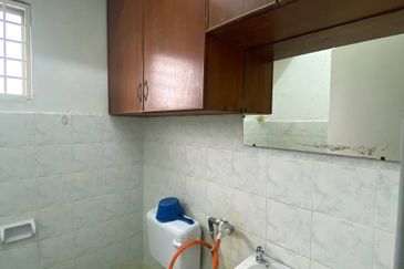 Medan Putra Condominium