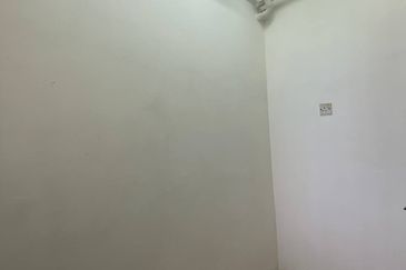 Medan Putra Condominium