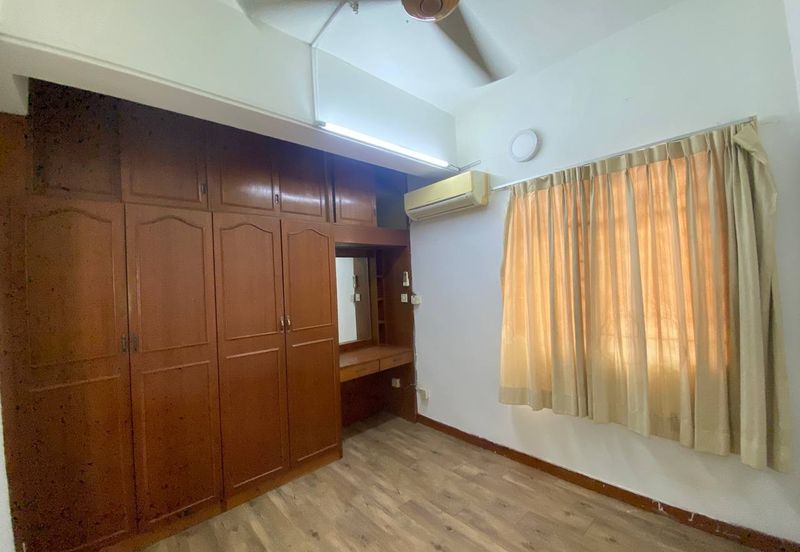 Medan Putra Condominium