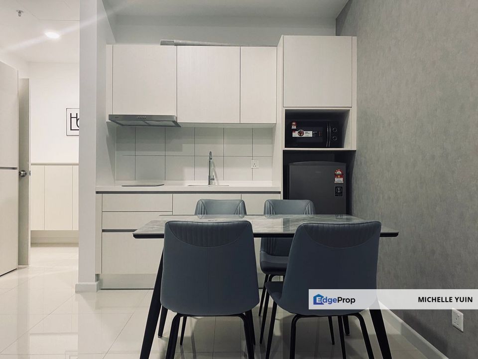 Chambers Residence KLCC condo fully furnished Kamar Putra dual key walk to LRT PWTC actual photo Sunway Putra ready now Sultan Ismail shared entrance , Kuala Lumpur, KL City