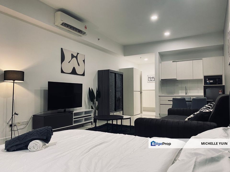 Chambers Residence KLCC condo fully furnished Kamar Putra dual key walk to LRT PWTC actual photo Sunway Putra ready now Sultan Ismail shared entrance , Kuala Lumpur, KL City