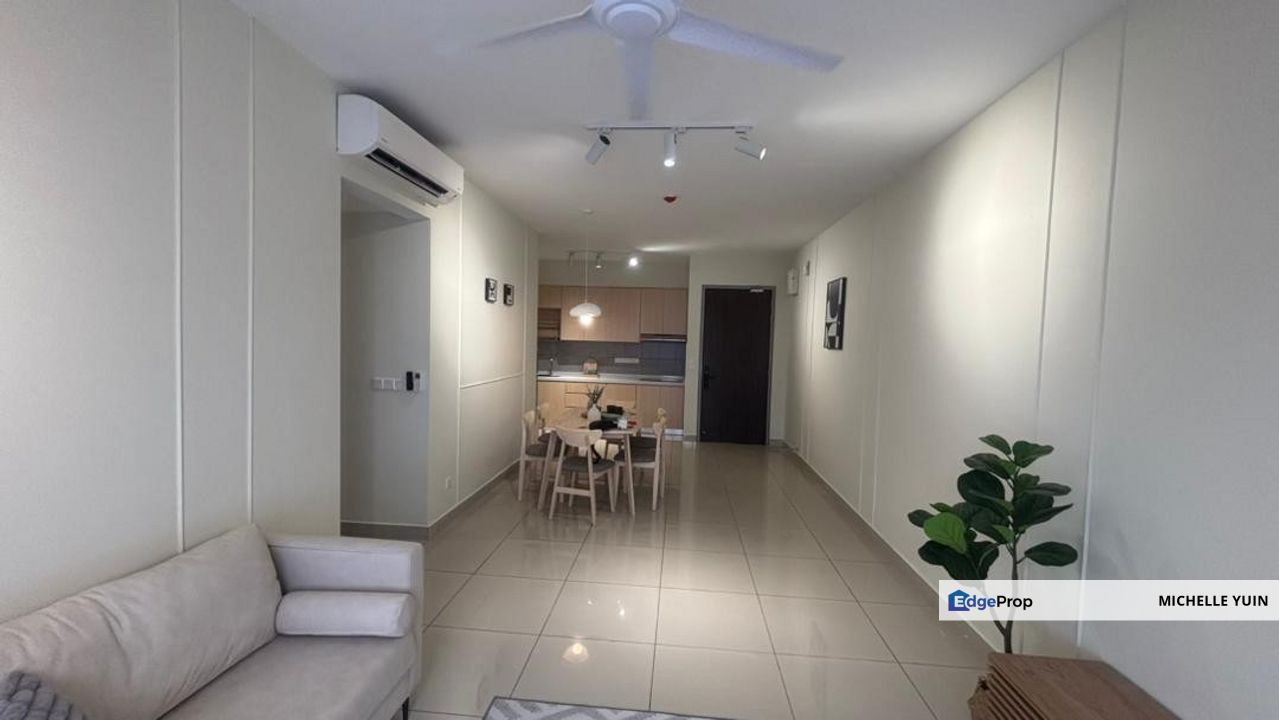 M Vertica KL City Residence corner lot Taman Maluri 4room 2bath Cheras convenient Sunway Velocity walk to LRT MRT Maluri 2cp Loke Yew ready now , Kuala Lumpur, Cheras