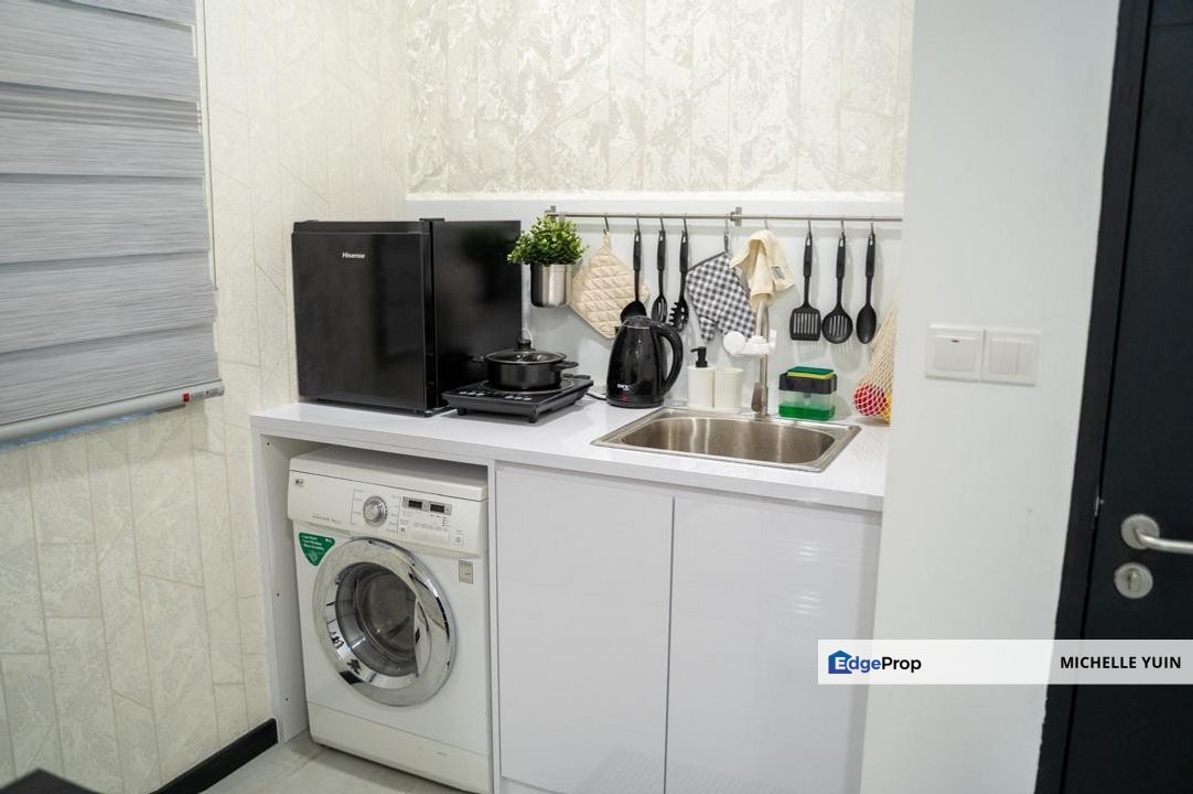 Neu Suites Ampang fully furnished Nipah Off 2R1B Kampung Berembang 1carpark 3rd Nvenue actual photo Jelatek ready now Dato Keramat many units Embassy , Kuala Lumpur, Ampang