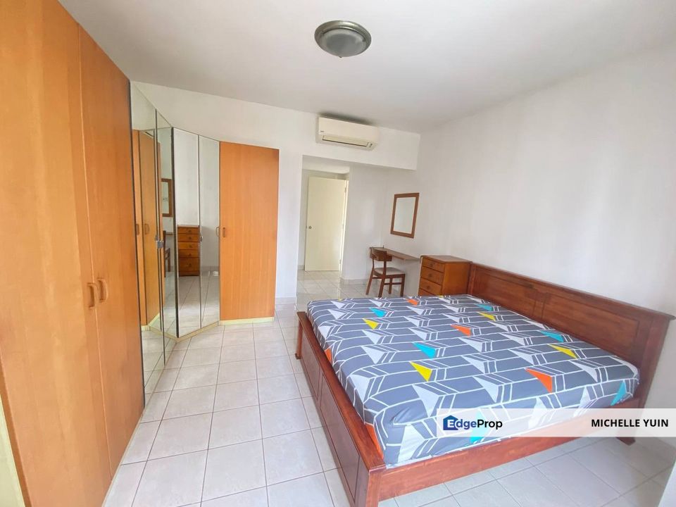 Mont Kiara Bayu freehold 2r2b mid low floor non bumi facing southeast spacious 1carpark vacant ready now, Kuala Lumpur, Mont Kiara