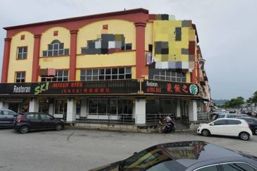 Pusat Perdagangan Seri Kembangan