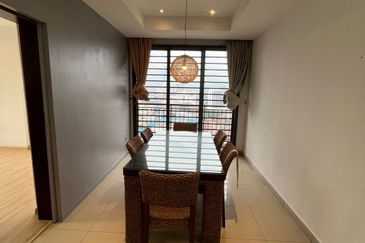 Royal Domain Sri Putramas II