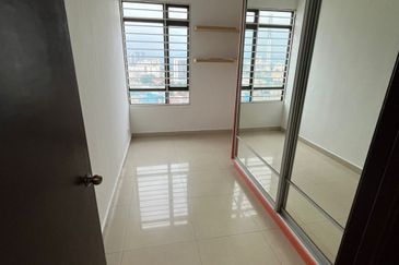 Royal Domain Sri Putramas II