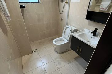 Royal Domain Sri Putramas II