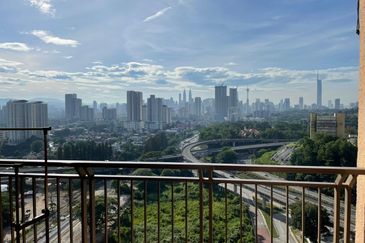 Royal Domain Sri Putramas II