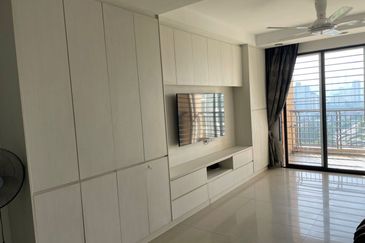 Royal Domain Sri Putramas II