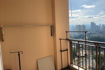 Royal Domain Sri Putramas II