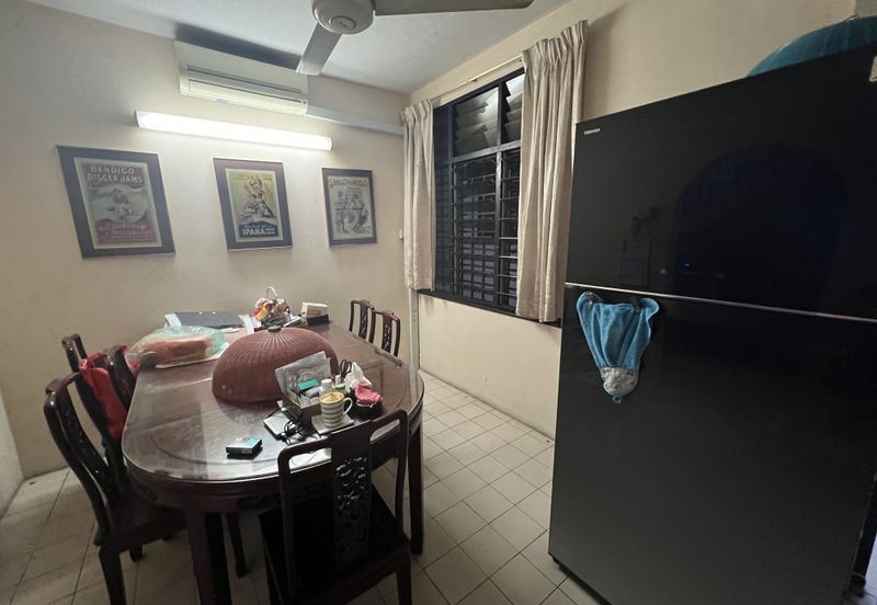 Bandar Menjalara (Desa Seri Mahkota)