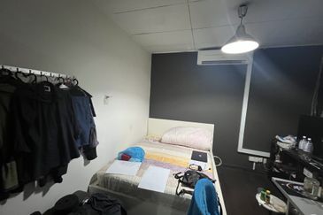 Bandar Menjalara (Desa Seri Mahkota)