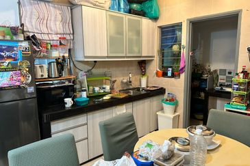 Beverly Tower @ Plaza Medan Putra