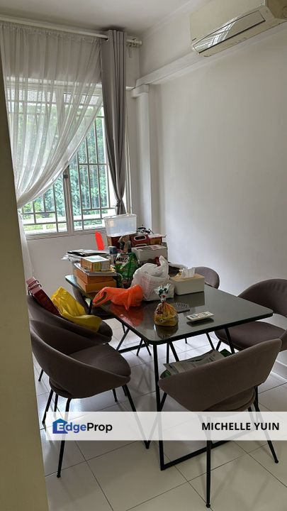 Radius Residence Selayang Heights middle floor 3rooms 2baths Batu Caves 1carpark Amansiara Prima Selayang Baru non bumi Mutiara Templer, Selangor, Selayang