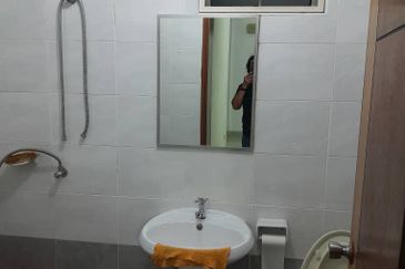 Pangsapuri Bukit Segambut