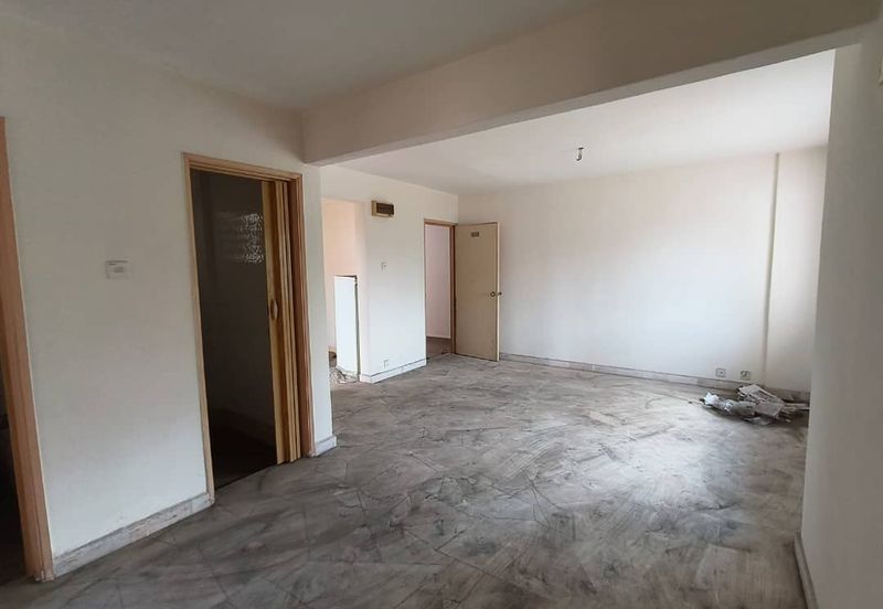 Pangsapuri Kiambang, Bukit Subang