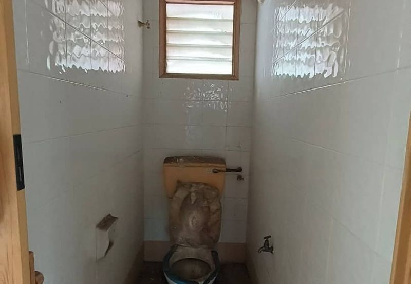 Pangsapuri Kiambang, Bukit Subang