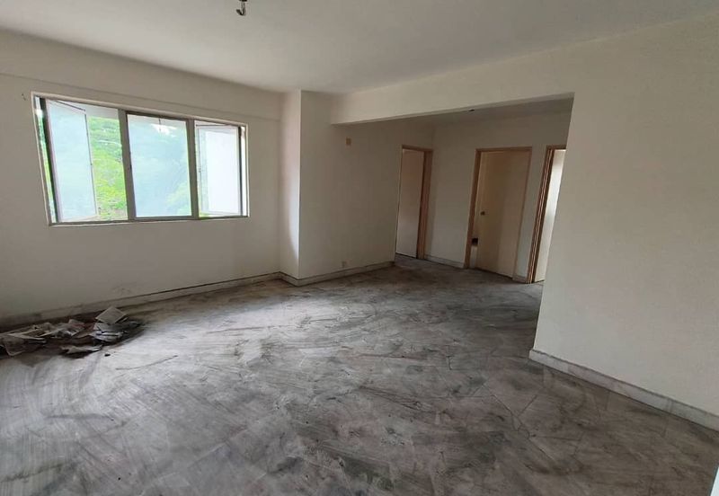 Pangsapuri Kiambang, Bukit Subang