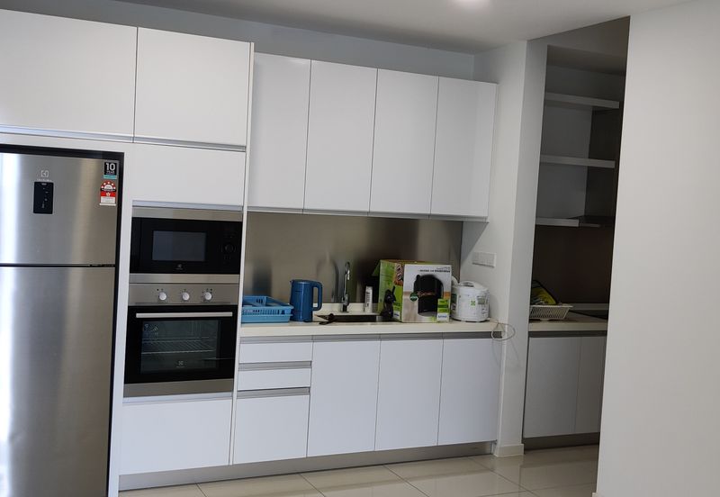 Clarita Tower @ Eco Sky