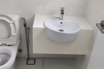 Clarita Tower @ Eco Sky