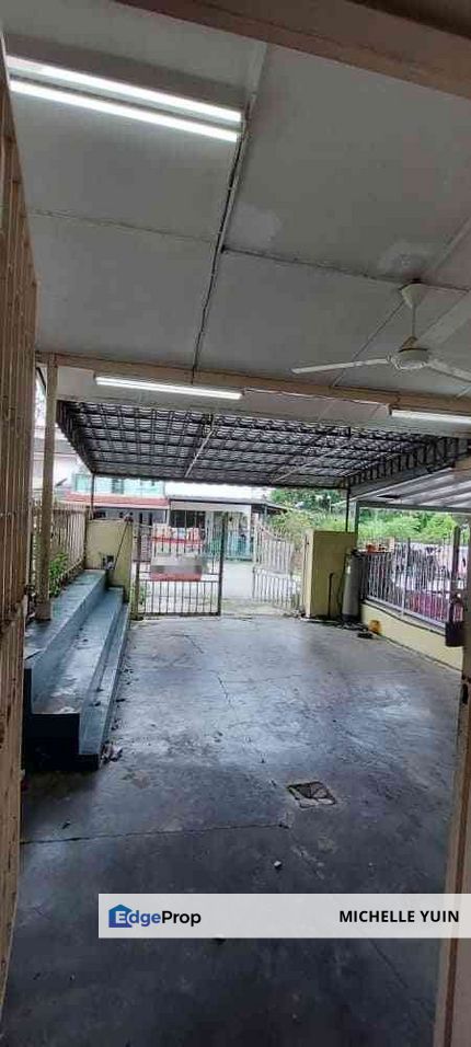 Taman Universiti Indah Seri Kembangan Double storey terrace landed house Equine freehold Serdang 2R1B Puncak Jalil non bumi Pinggiran Putra, Selangor, Seri Kembangan