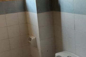 Jalan Impian Mahkota, Kampung Sungai Kantan