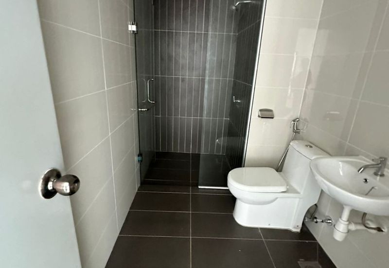 Park 51 Commerce Square