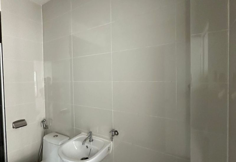 Park 51 Commerce Square